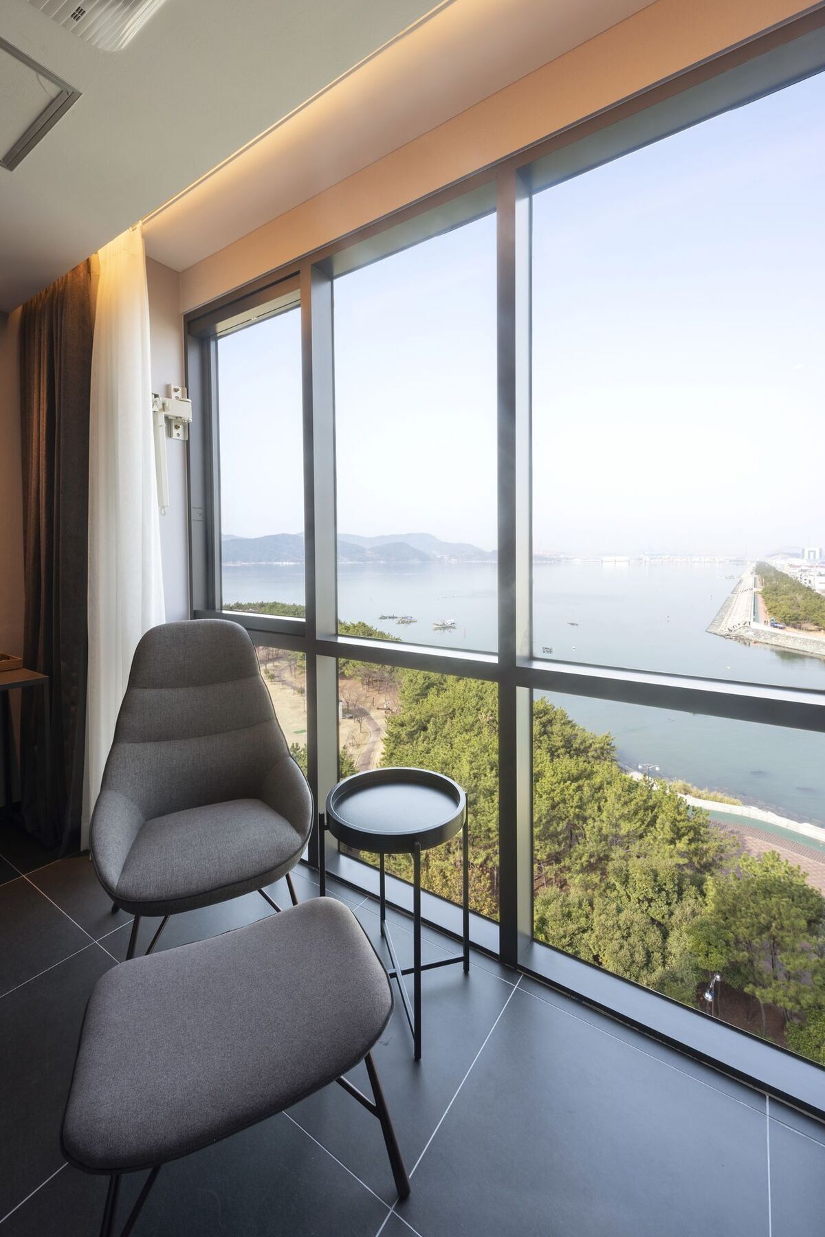 Brown-Dot Hotel Shinho 釜山広域市 エクステリア 写真