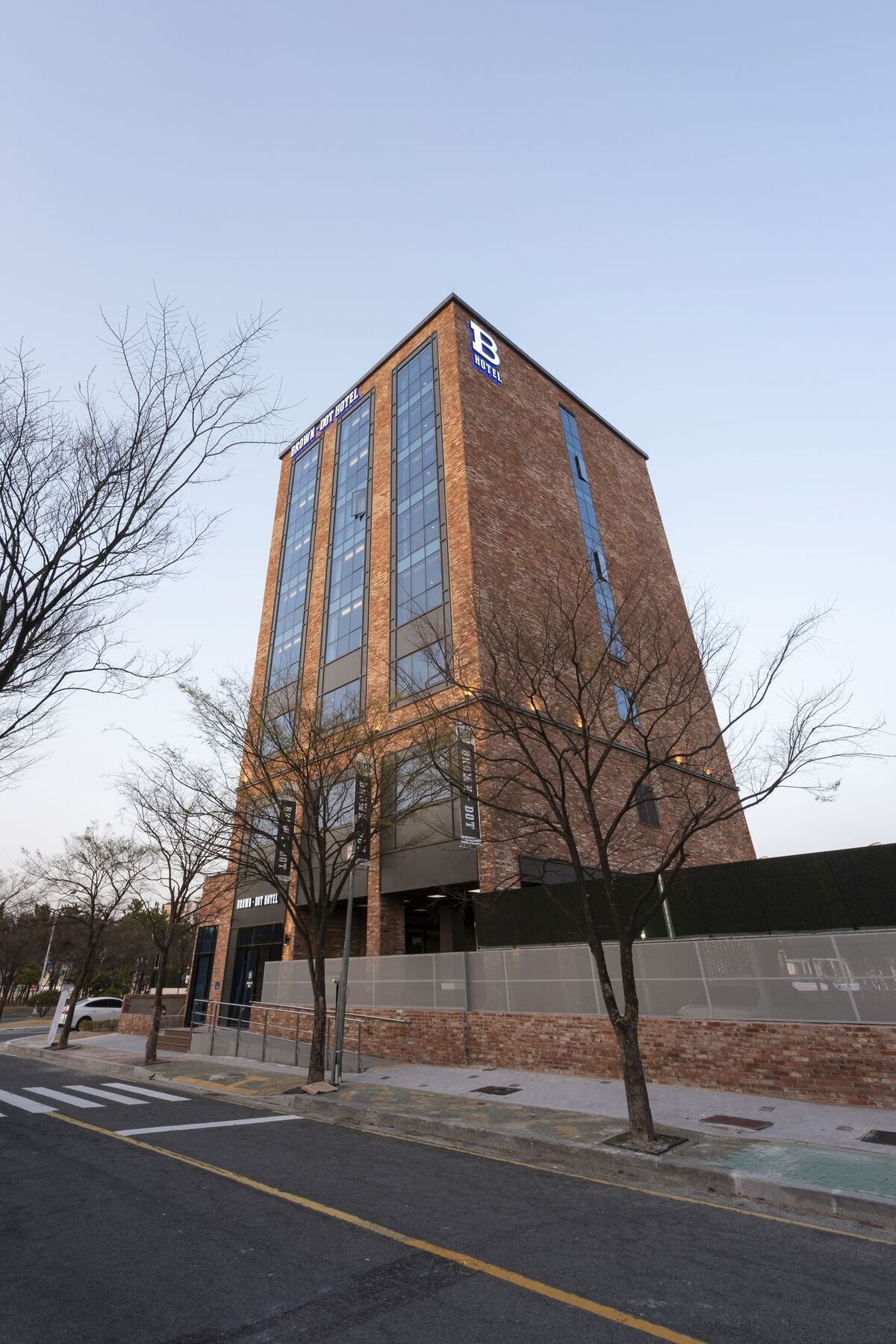 Brown-Dot Hotel Shinho 釜山広域市 エクステリア 写真