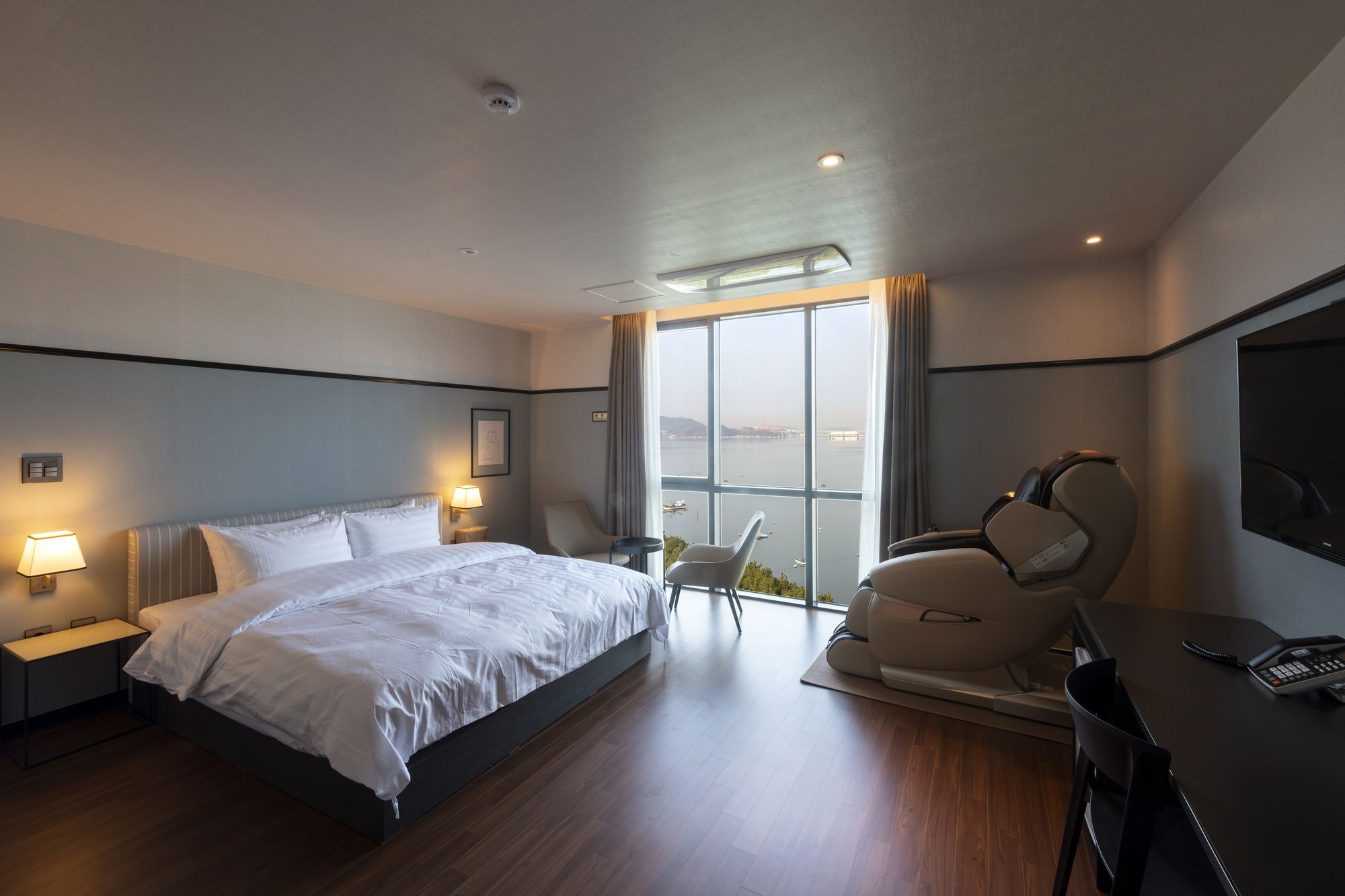 Brown-Dot Hotel Shinho 釜山広域市 エクステリア 写真
