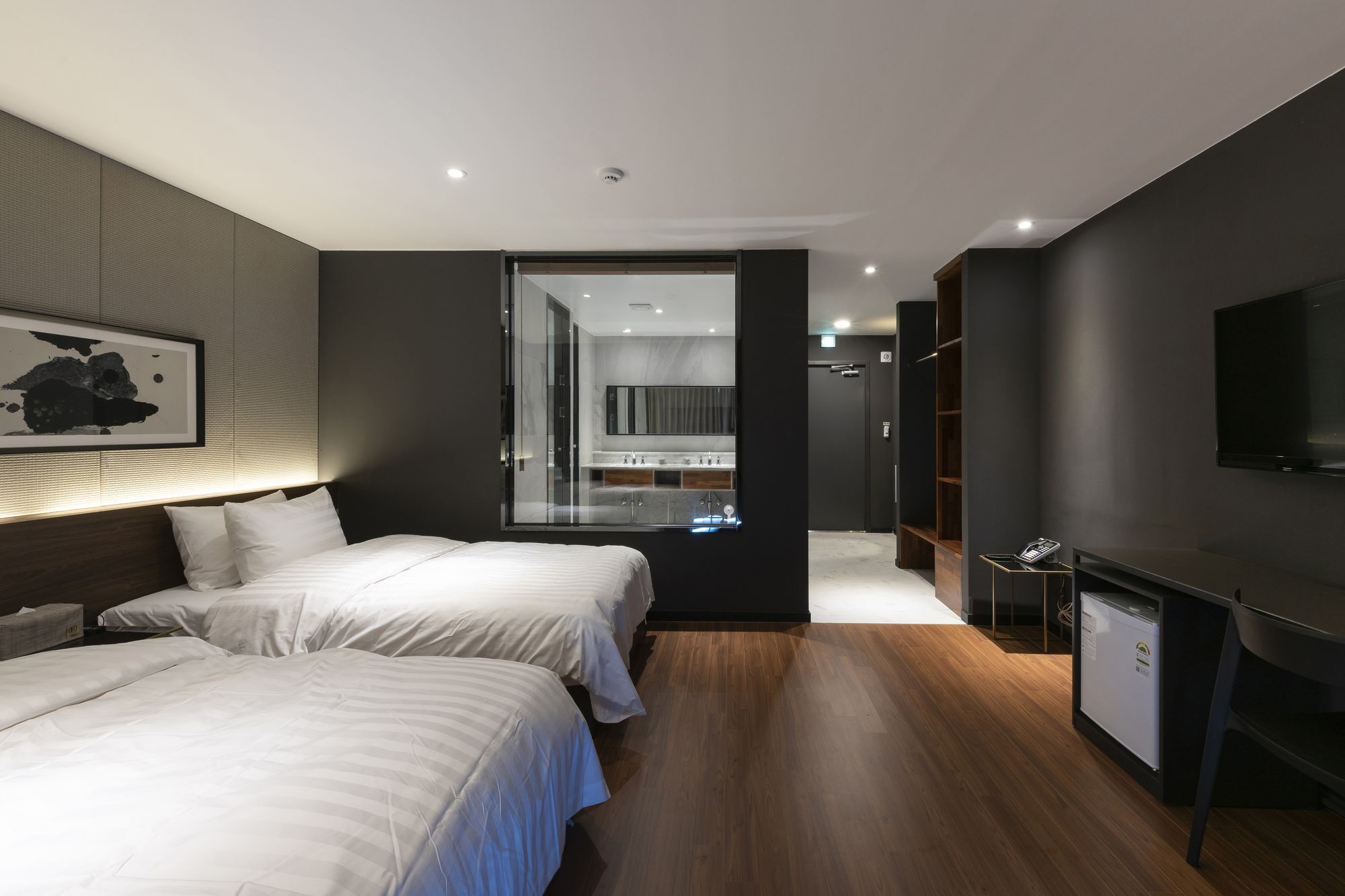 Brown-Dot Hotel Shinho 釜山広域市 エクステリア 写真