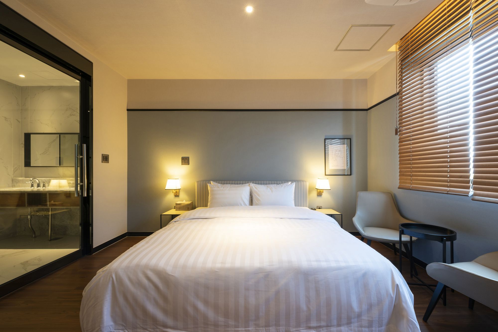 Brown-Dot Hotel Shinho 釜山広域市 エクステリア 写真