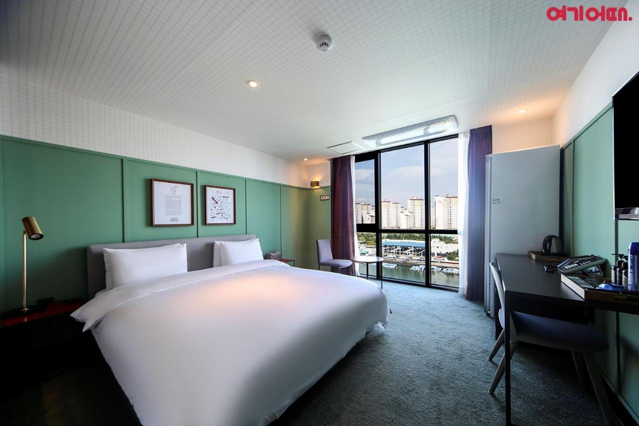 Brown-Dot Hotel Shinho 釜山広域市 エクステリア 写真